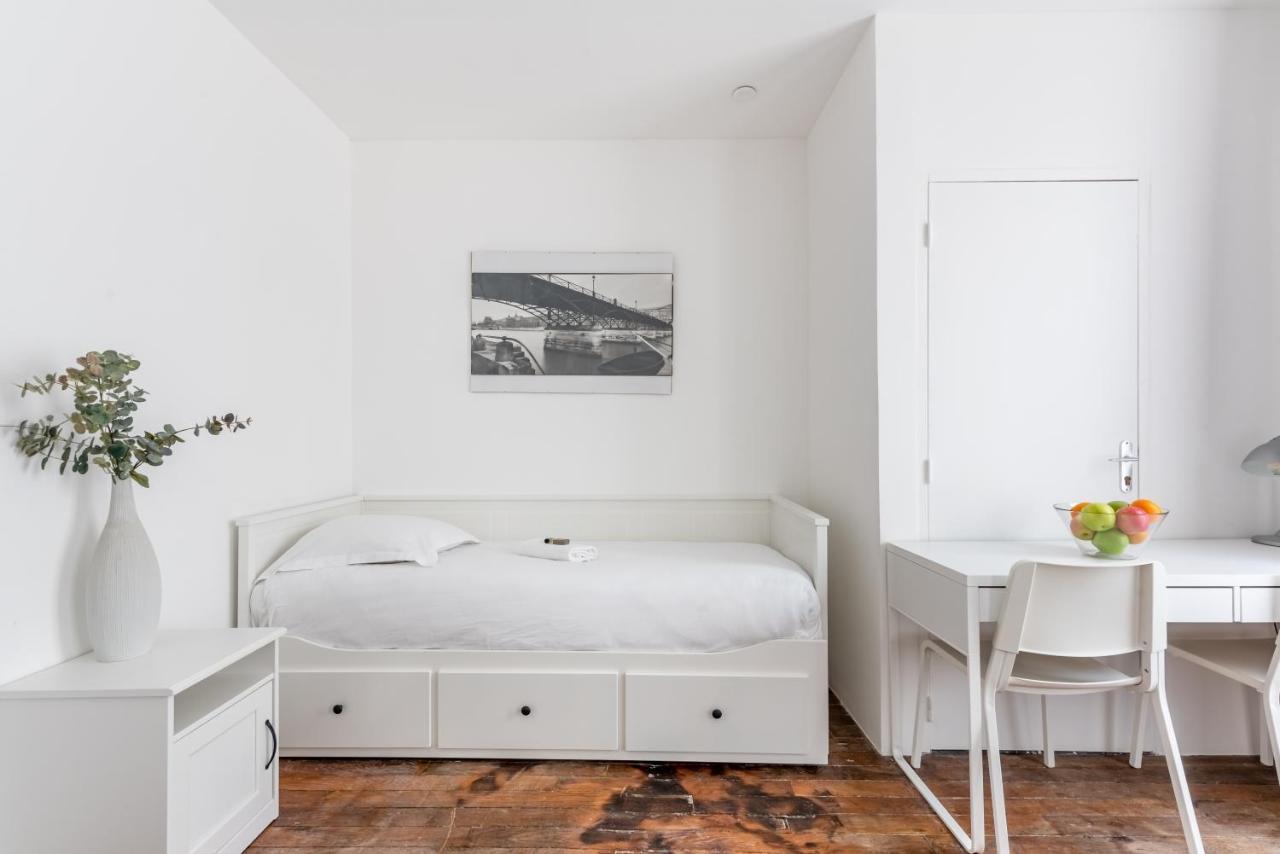 Appartement Magenta Quest Париж Екстериор снимка